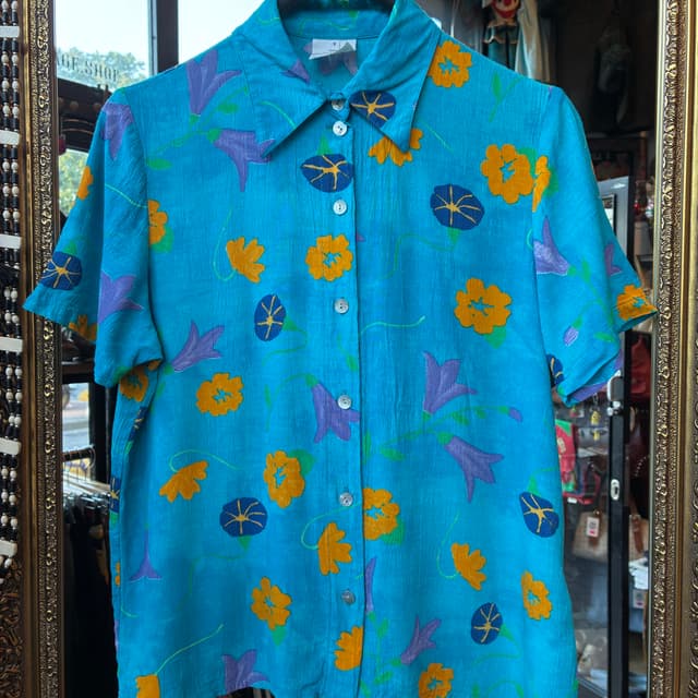 80's Flowers Garden Shirt