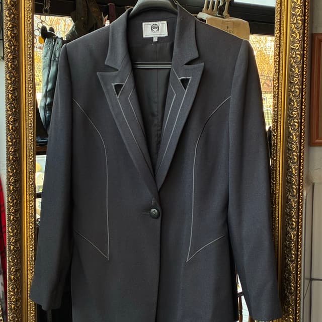 Shadow Stitch Blazer — 90’s Urban Tailoring