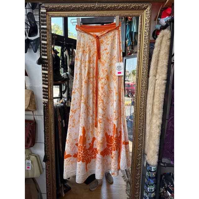Batik Pattern Island Flower Wrap Skirt