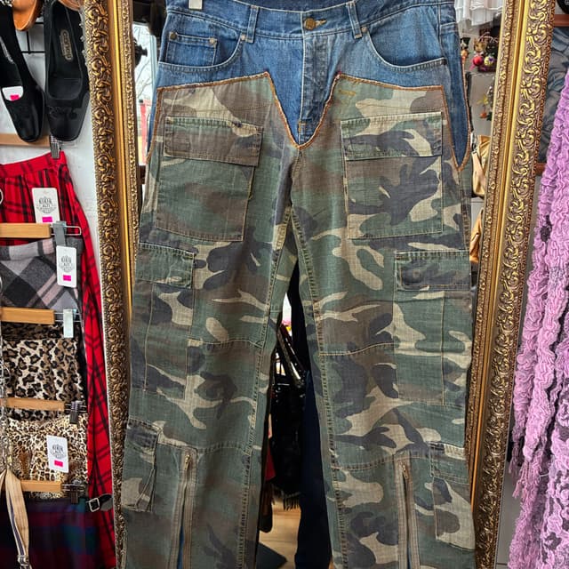 00's Camo Cargo Pants