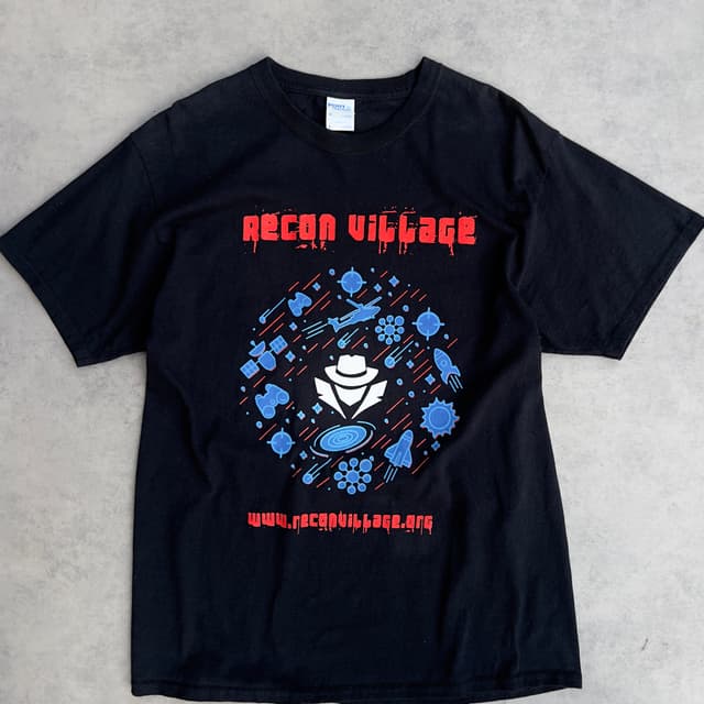 Recon Village Tshirt L